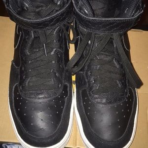 Black Nike Af1 High top